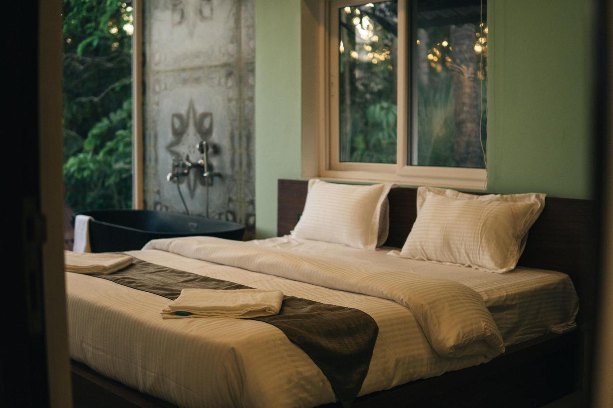 Tranquill Riverside Luxury Cottages With Bathtub, Candolim Ngoại thất bức ảnh