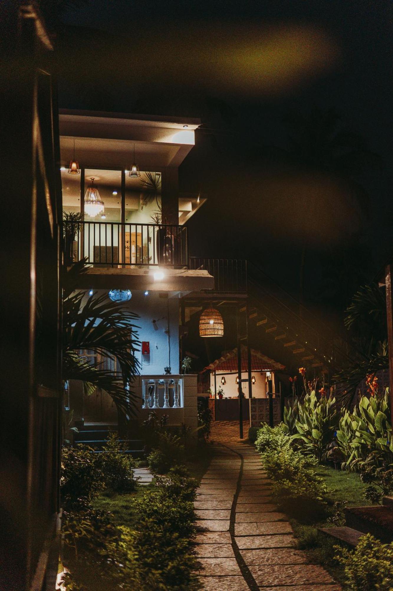 Tranquill Riverside Luxury Cottages With Bathtub, Candolim Ngoại thất bức ảnh